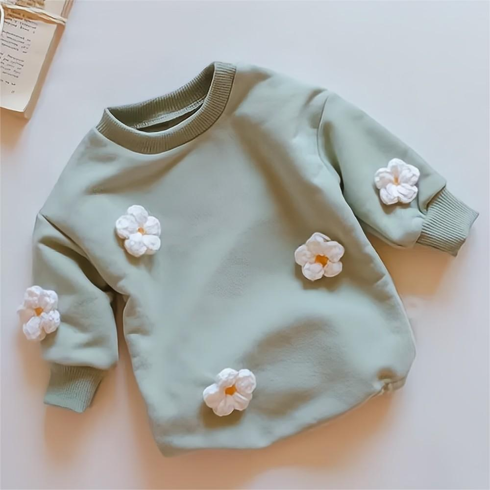 Stylish baby romper with 3D appliques – Cozy and fashionable baby clothing