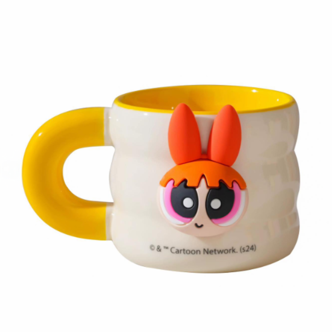 Colorful 320ml kids' mug with wavy grip and detachable magnetic figure – Fun, interactive, and safe ceramic cup for toddlers and children. Perfect for milk, juice, or hot chocolate. Durable, non-toxic, and a great gift idea!