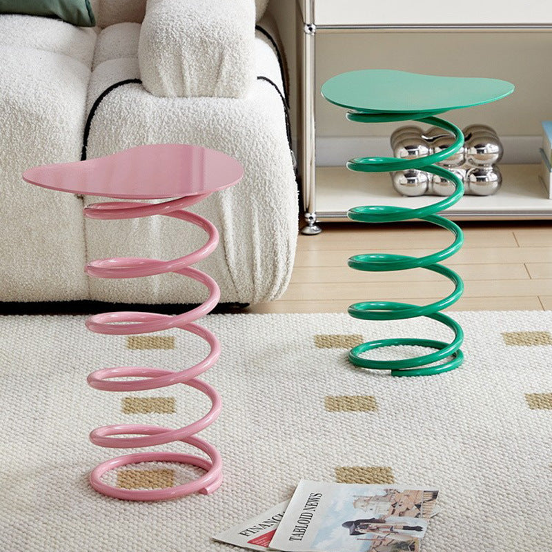 Springstool Design for Kids - Stylish and Playful Stool with Spring-Inspired Design. Adds a Creative Touch to Children's Rooms. Durable and Modern with High-Quality Materials. Perfect as a Fun Seating Option or Decorative Accent. Available in Various Colors and Designs for Versatile Use.